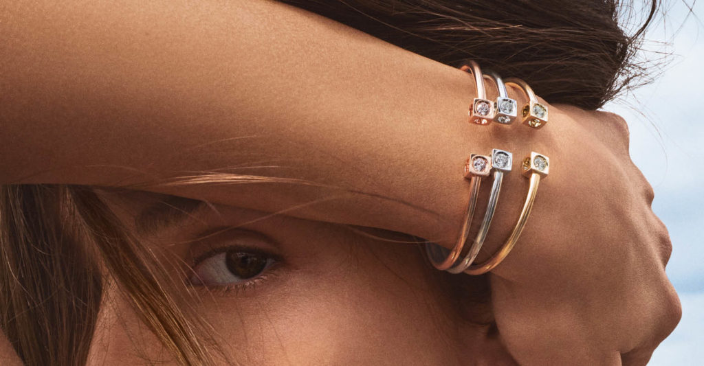 768x400px dinh van x piguet lcd Dinh Van